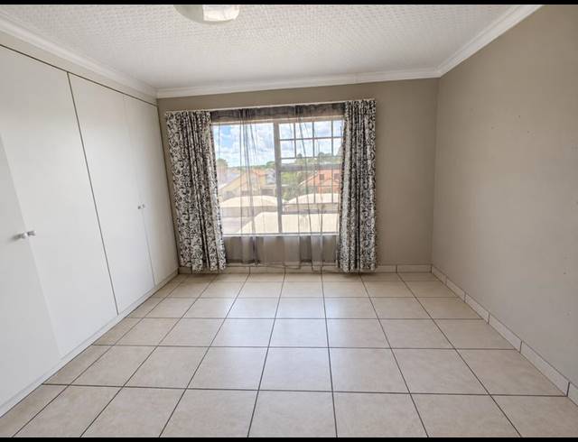 2 BEDROOM PROPERTY TO RENT IN SONNEVELD